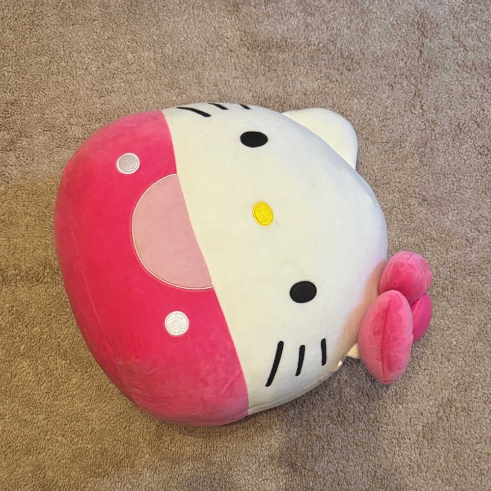 Squishmallows Hello Kitty Stuffed Animal